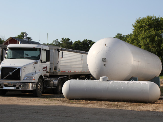 The Federal Energy Regulatory Commission this week took actions to help alleviate propane supply issues in parts of the Midwest. (DTN file photo by Elaine Shein) 